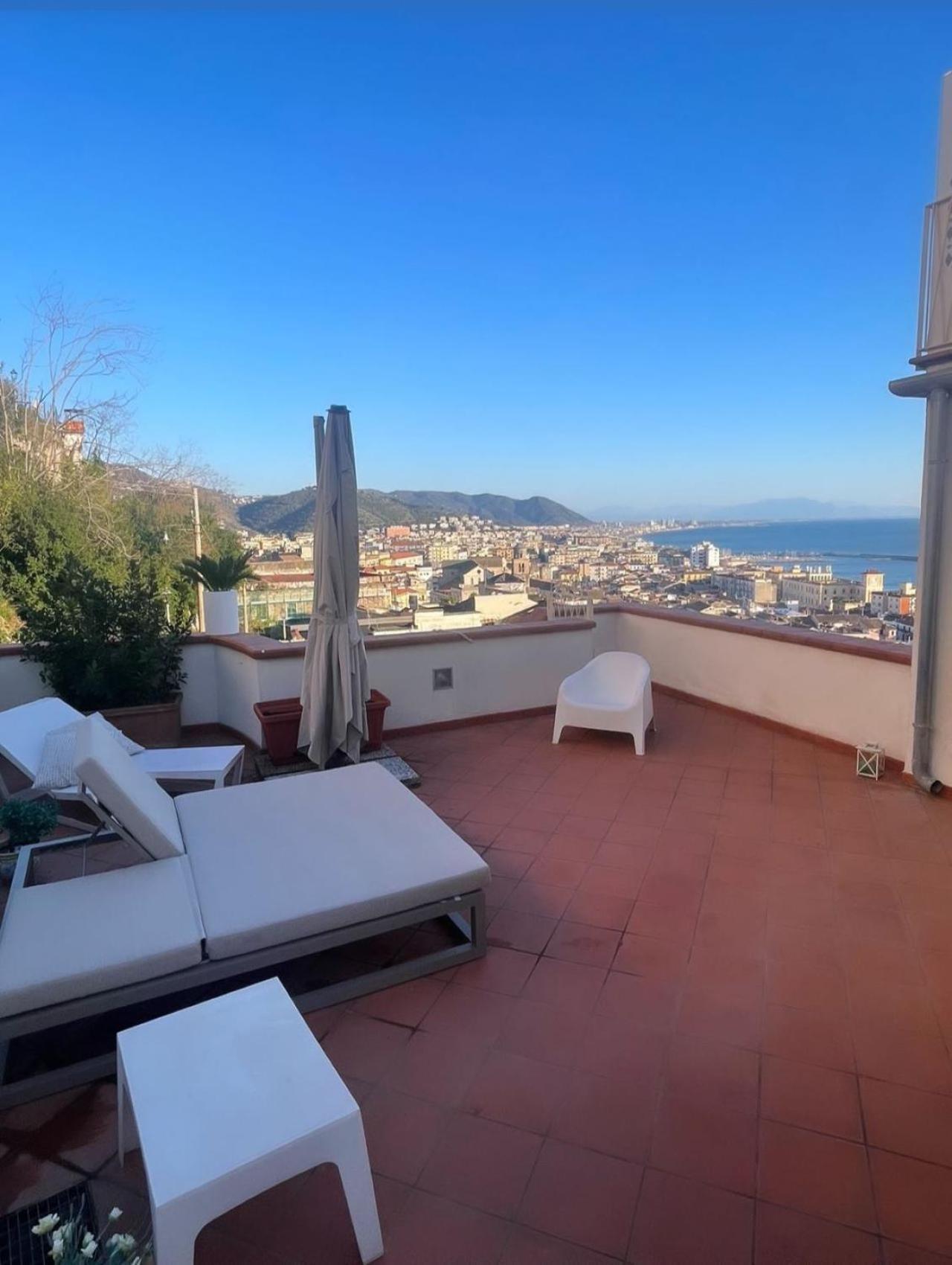 Ti Racconto Il Mare Apartment ซาแลร์โน ภายนอก รูปภาพ